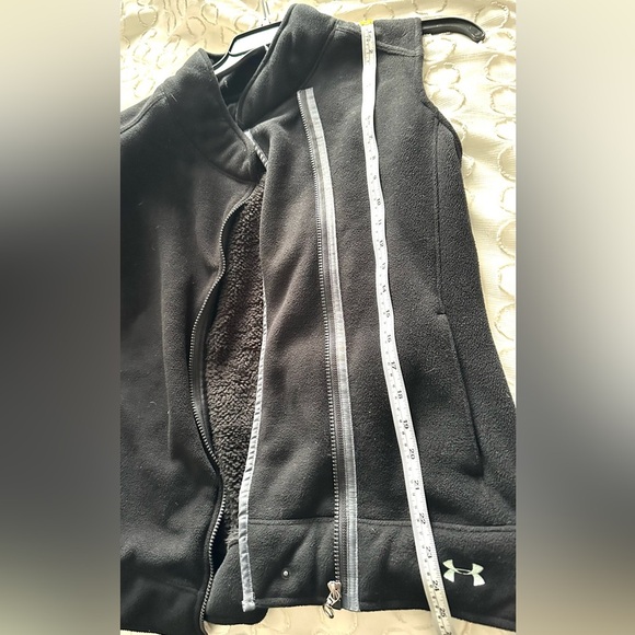Under Armour Women/Unisex Flannel Full zippered high neck 2 pockets Black Vest M - Picture 8 of 8